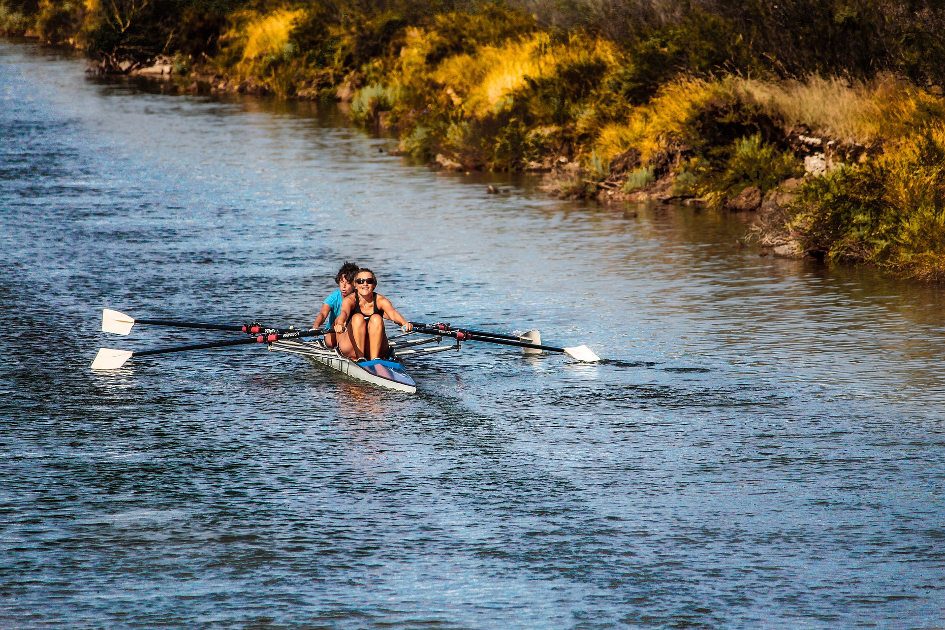 rowing-898008_1920